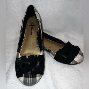 Black and white fergalicious flats